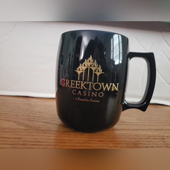 Rare Greektown Casino Plastic Collectible Black Mug Cup - Picture 2 of 4